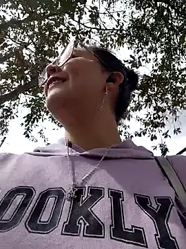 lara moon25 online show from October 2025 07:37:02 PM