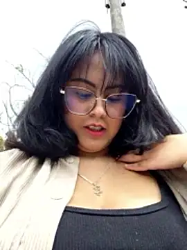 lara moon25 online show from November 2025 07:35:02 PM