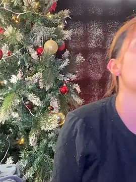 baby lizy online show from December 2024 05:33:02 PM