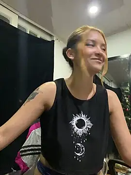 baby lizy online show from January 2025 11:55:01 PM