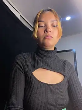 baby lizy online show from February 2025 12:30:01 AM