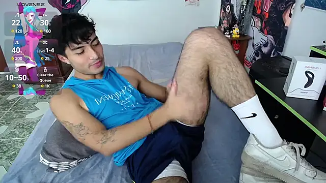 Snapshot of dylan_fun18 chatting on March 2025 05:56:02 PM dylan fun18 online show from March 2025 05:56:02 PM