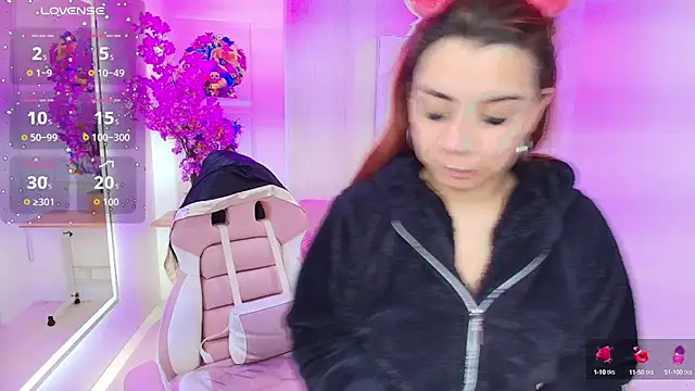 Gabby evanns online show from October 2025 11:55:01 AM