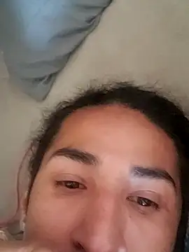 LargeDominoes online show from April 2026 06:54:02 PM