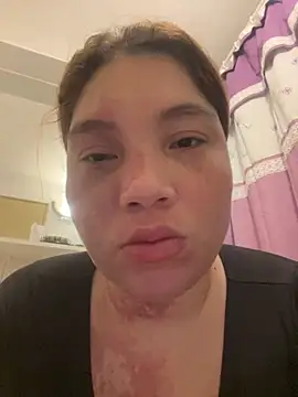 WhiteWomen online show from October 2025 12:16:01 AM