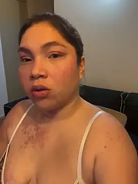 WhiteWomen online show from November 2025 11:15:01 PM