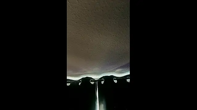 Snapshot of LuggiJack chatting on March 2026 07:21:01 AM LuggiJack online show from March 2026 07:21:01 AM