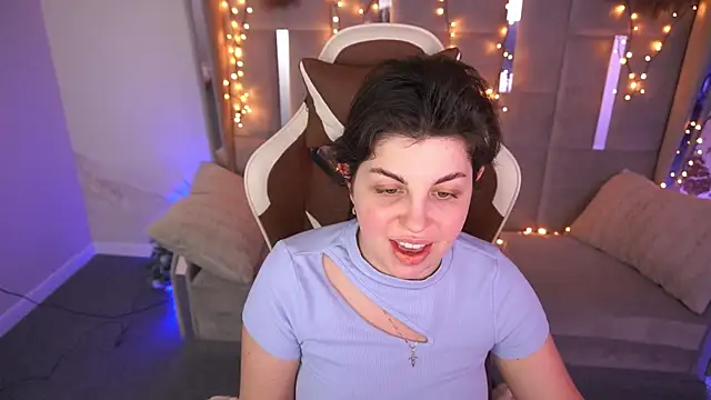 MirandaWong online show from February 2026 07:51:01 AM