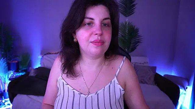 MirandaWong online show from March 2026 06:02:02 AM