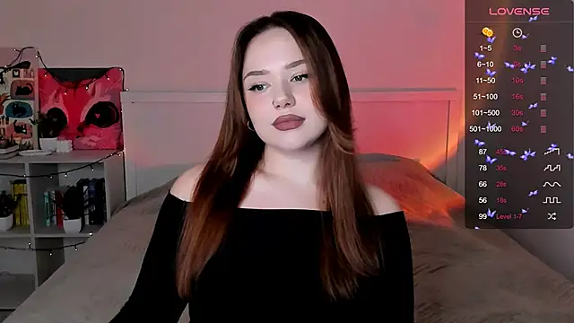 LittleKiitten online show from October 2025 01:45:01 PM