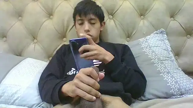 danuel23 online show from December 2024 02:37:01 PM