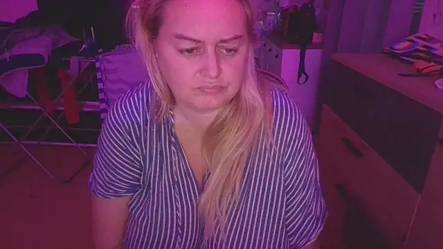 Meliss Official9 online show from March 2025 05:17:02 PM