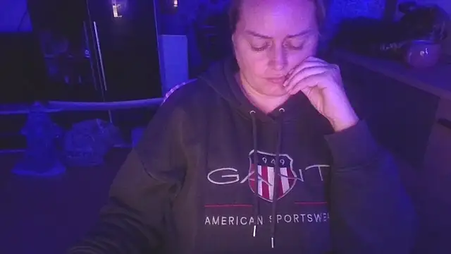 Meliss Official9 online show from September 2025 08:12:02 PM