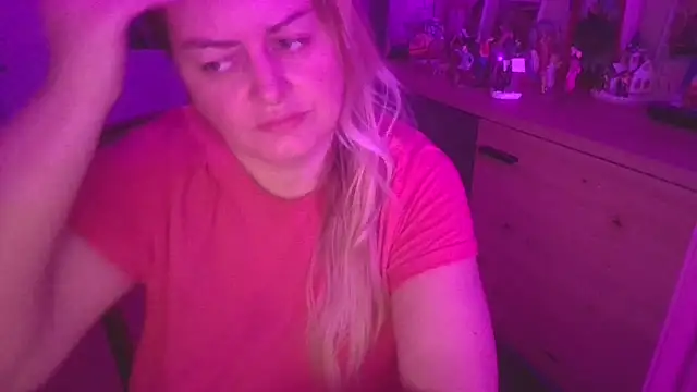 Meliss Official9 online show from December 2025 05:58:02 AM