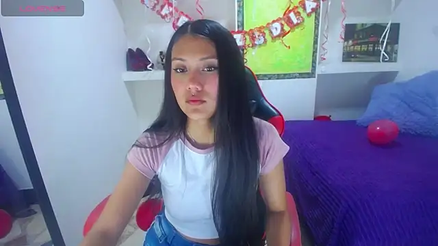 Catalehia Milk online show from February 2025 08:15:01 PM