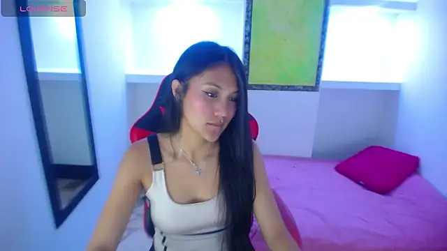 Catalehia Milk online show from March 2025 08:10:02 PM