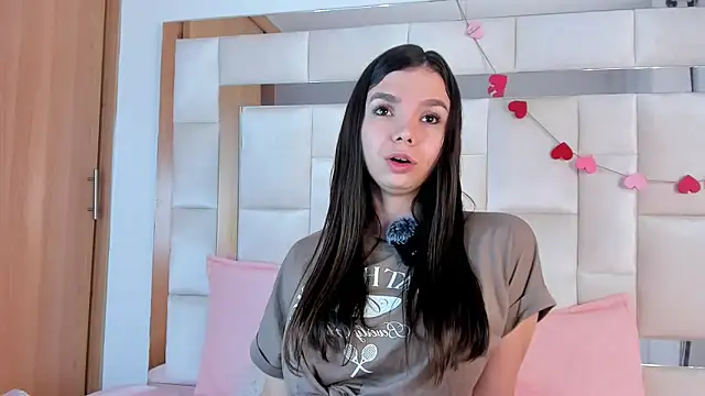 isabella gomez11 online show from March 2026 11:33:01 PM