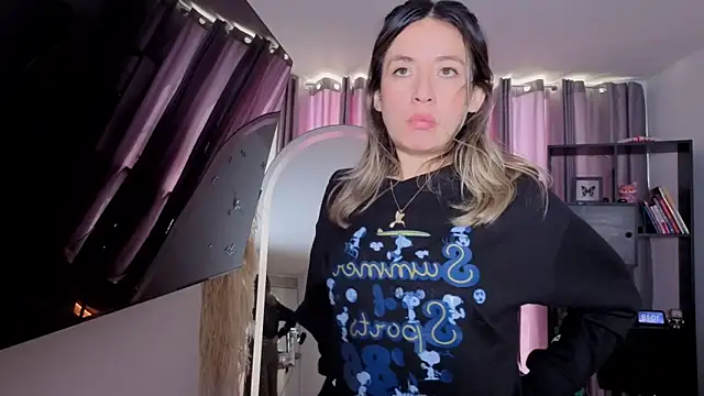 sexfire lalita online show from April 2026 03:20:01 PM