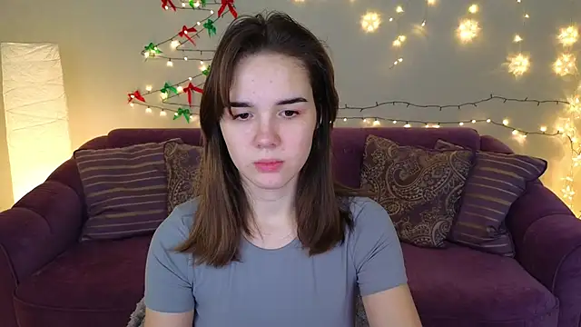 Snapshot of LindaRobertz chatting on December 2024 11:57:02 PM LindaRobertz online show from December 2024 11:57:02 PM