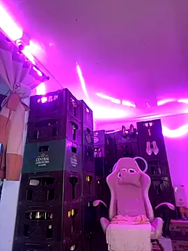 Hot beauty   online show from October 2025 06:21:01 AM