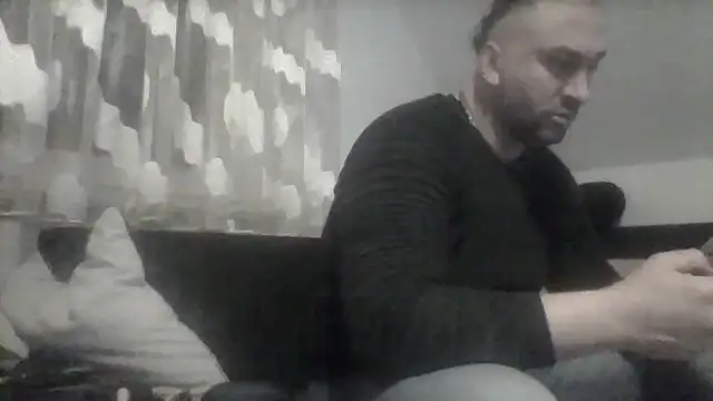 Snapshot of NewyorkDimi chatting on January 2025 11:27:02 PM NewyorkDimi online show from January 2025 11:27:02 PM