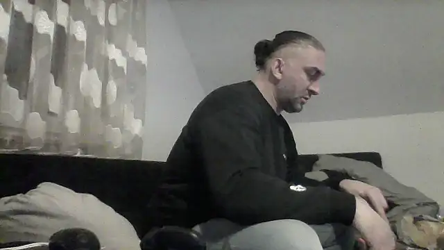 Snapshot of NewyorkDimi chatting on March 2025 02:25:02 AM NewyorkDimi online show from March 2025 02:25:02 AM