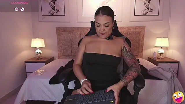 lyn adamns online show from January 2025 11:15:02 PM