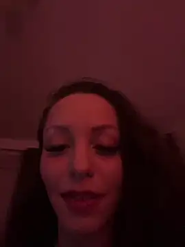 Chiara0102 online show from April 2026 09:35:01 PM