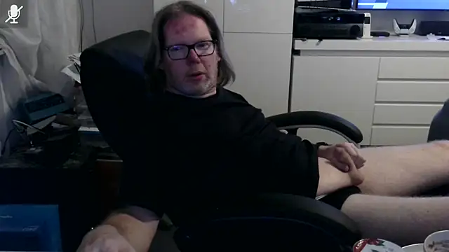 Snapshot of VSteph chatting on May 2026 11:57:02 PM VSteph online show from May 2026 11:57:02 PM
