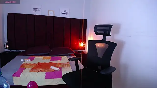 Zuzana21 online show from March 2025 04:11:01 PM