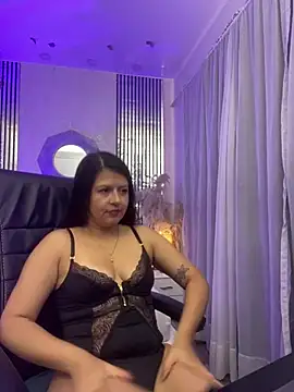 Snapshot of liss_black chatting on July 2026 03:46:02 AM liss black online show from July 2026 03:46:02 AM