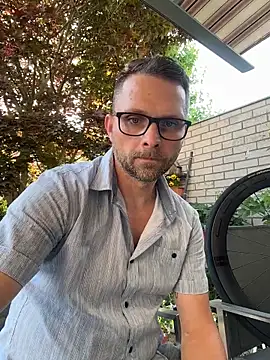 Snapshot of Perry_devot chatting on May 2026 04:48:02 PM Perry devot online show from May 2026 04:48:02 PM
