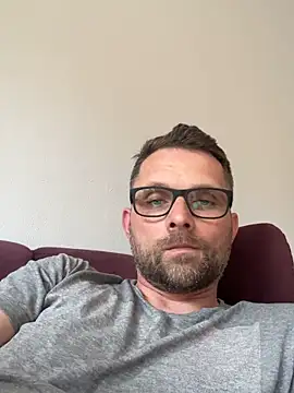Snapshot of Perry_devot chatting on June 2026 04:31:02 PM Perry devot online show from June 2026 04:31:02 PM