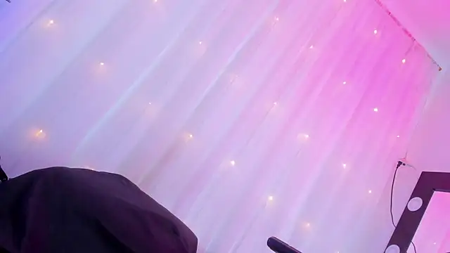 Itsme Daniela online show from December 2024 08:29:01 PM