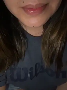 Snapshot of hannahcdmx chatting on May 2026 04:19:02 AM hannahcdmx online show from May 2026 04:19:02 AM