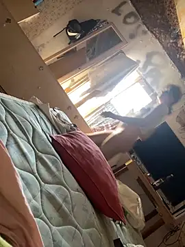 Yasmine47 online show from September 2025 12:07:02 PM