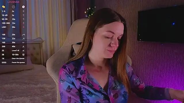 Snapshot of Lovella_Lips chatting on December 2024 10:32:01 AM Lovella Lips online show from December 2024 10:32:01 AM