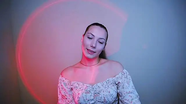 Snapshot of VanessaMay_ chatting on December 2024 10:28:02 PM VanessaMay online show from December 2024 10:28:02 PM