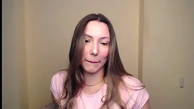 Snapshot of VanessaMay_ chatting on March 2025 09:26:01 PM VanessaMay online show from March 2025 09:26:01 PM