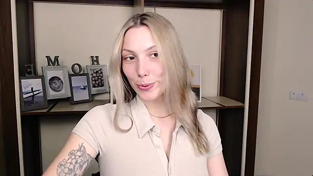 VanessaMay  online show from March 2026 05:08:01 PM