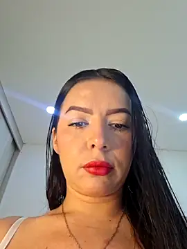 Snapshot of Anal_Luucia chatting on September 2025 12:38:02 PM Anal Luucia online show from September 2025 12:38:02 PM