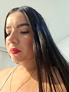 Snapshot of Anal_Luucia chatting on April 2026 12:41:01 PM Anal Luucia online show from April 2026 12:41:01 PM