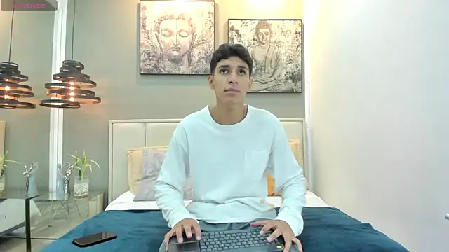 kieran derek online show from December 2025 03:34:02 AM