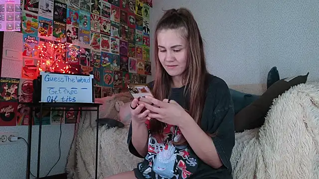 LittleLeen online show from September 2025 03:33:01 PM