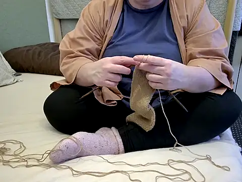 MarthaBriest online show from April 2026 05:25:01 AM