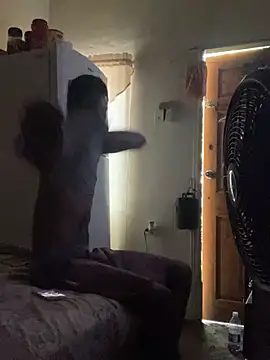 Johnras121 online show from March 2025 07:40:01 PM