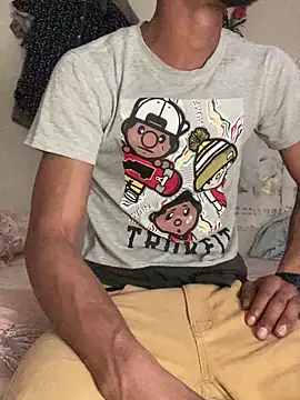 Snapshot of Johnras121 chatting on February 2026 02:15:02 AM Johnras121 online show from February 2026 02:15:02 AM