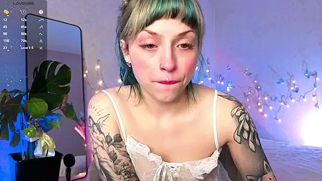 lavenderluxe online show from March 2026 03:59:01 PM