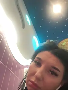 Tisha Busty online show from December 2025 12:45:02 PM