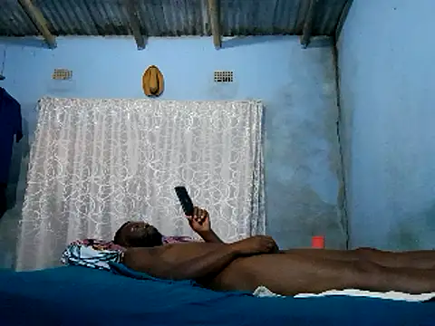 Snapshot of Touch_mysoul chatting on January 2025 10:40:01 PM Touch mysoul online show from January 2025 10:40:01 PM